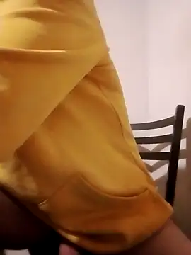 Snapshot of Golonzo1996 chatting on 11/12/25, 11:58 Golonzo1996 online show from 11/12/25, 11:58