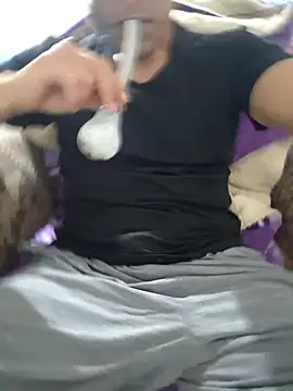 Golonzo1996 online show from 04/18/26, 03:43