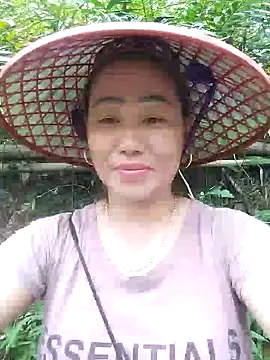 phuongnhi-- online show from 04/22/26, 05:32