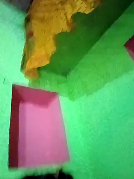 Snapshot of Hot_chinkiji chatting on 10/31/25, 08:04 Hot chinkiji online show from 10/31/25, 08:04