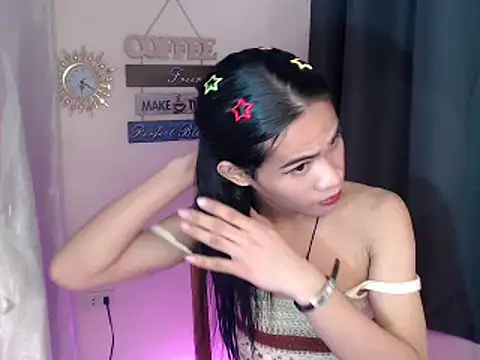 Snapshot of bellalot chatting on 11/22/25, 09:47 bellalot online show from 11/22/25, 09:47