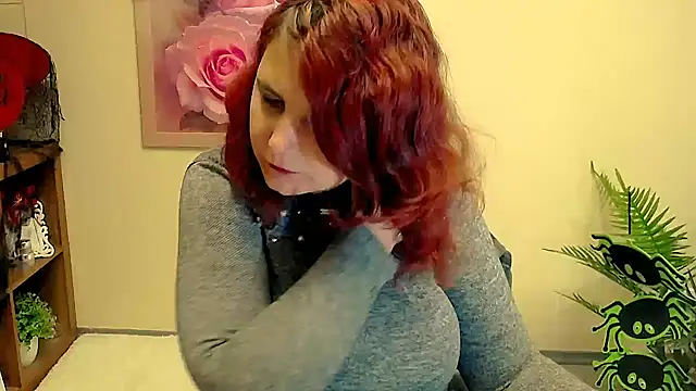 TwoBigSuns online show from 10/17/25, 07:33