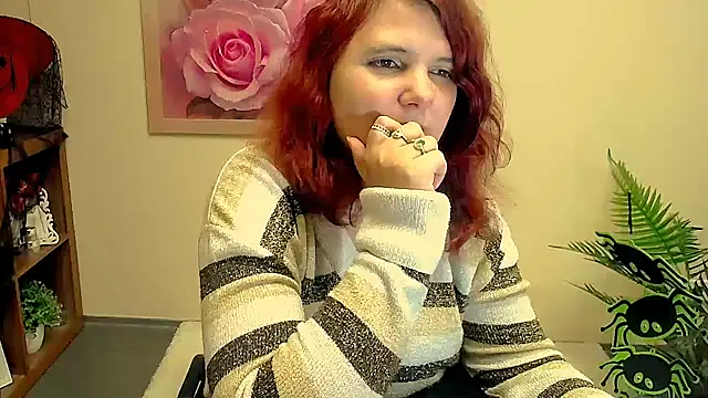 TwoBigSuns online show from 10/22/25, 07:52