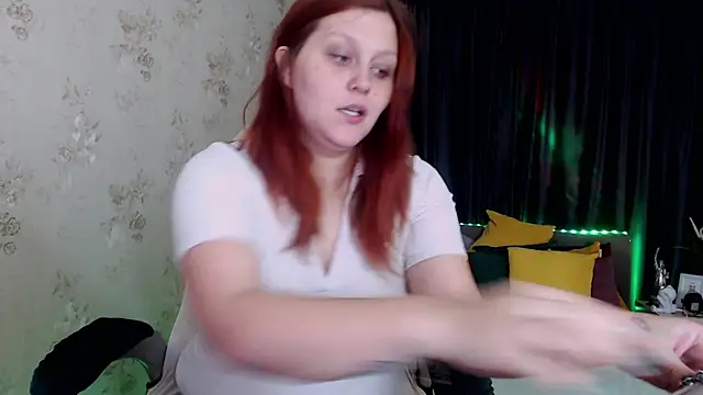 Alisawoods  online show from 10/18/25, 05:57