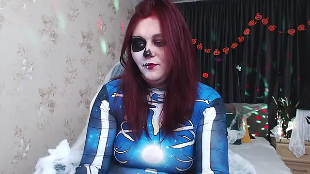 Alisawoods  online show from 10/31/25, 07:48