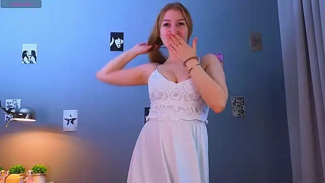 LorettaGladman online show from 10/23/25, 04:12