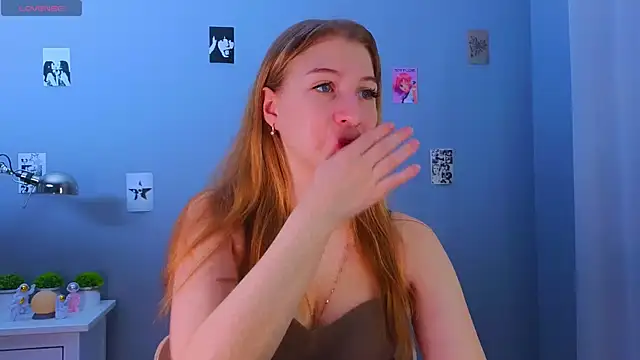 LorettaGladman online show from 10/26/25, 04:07