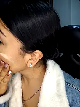 Aniajoness  online show from 11/18/25, 03:34