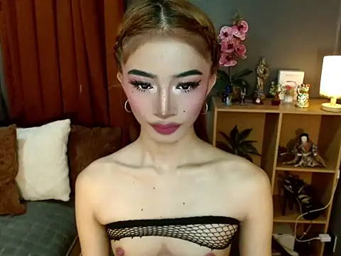 sweetcumcara online show from 04/24/26, 12:13