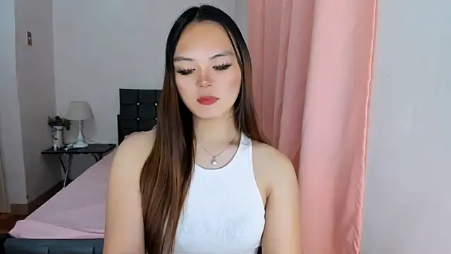 Snapshot of ameliamaureen chatting on 10/19/25, 01:12 ameliamaureen online show from 10/19/25, 01:12