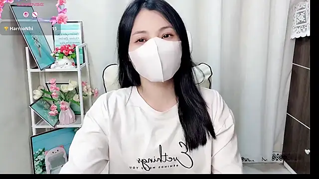 phuongnhi  online show from 07/19/26, 01:59