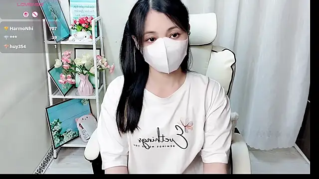 phuongnhi  online show from 07/25/26, 03:09