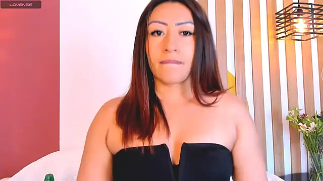 Snapshot of SashaGreyy_ chatting on 10/27/25, 10:03 SashaGreyy online show from 10/27/25, 10:03