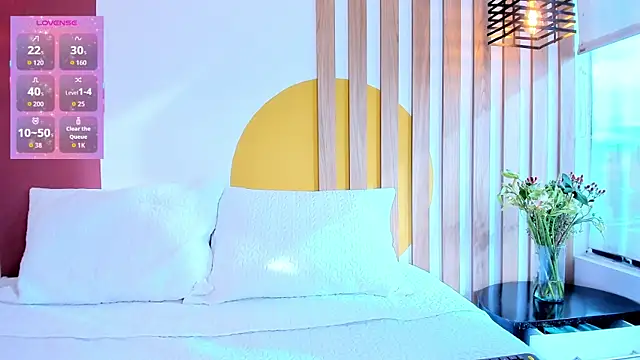 Snapshot of SashaGreyy_ chatting on 10/28/25, 08:44 SashaGreyy online show from 10/28/25, 08:44