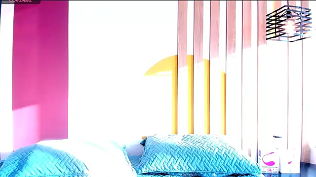 Snapshot of SashaGreyy_ chatting on 12/13/25, 09:42 SashaGreyy online show from 12/13/25, 09:42