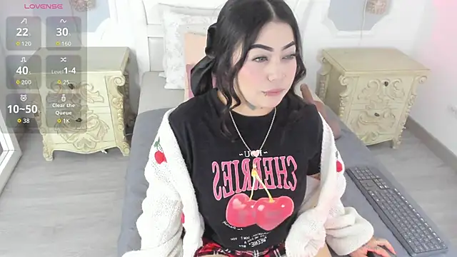 MeganStar   online show from 11/20/25, 11:54