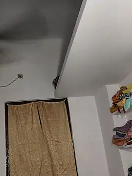 Snapshot of telugu_Geetha30 chatting on 09/19/25, 04:14 telugu Geetha30 online show from 09/19/25, 04:14