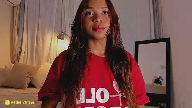 Snapshot of Estefy_arroyo1 chatting on 09/12/25, 01:06 Estefy arroyo1 online show from 09/12/25, 01:06