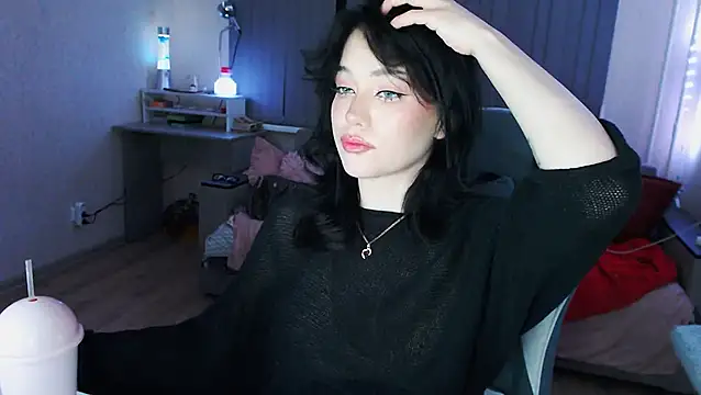 cutefrendlyuser online show from 04/12/26, 09:09