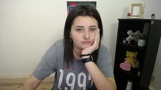 Snapshot of Katrin_kiss_ chatting on 09/22/25, 12:40 Katrin kiss online show from 09/22/25, 12:40