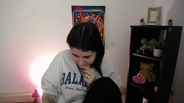 Snapshot of Katrin_kiss_ chatting on 10/07/25, 12:35 Katrin kiss online show from 10/07/25, 12:35