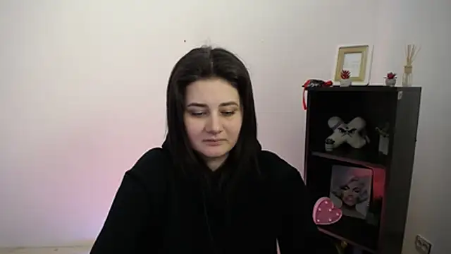 Katrin kiss  online show from 01/06/26, 03:05