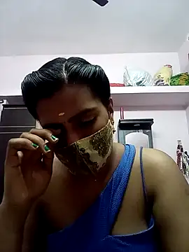 Snapshot of Tamil-Meenu12 chatting on 09/10/25, 05:18 Tamil-Meenu12 online show from 09/10/25, 05:18