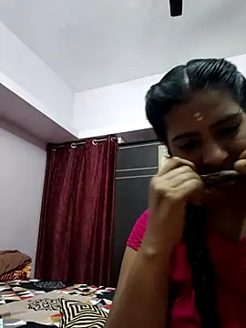 Tamil-Meenu12 online show from 11/05/25, 06:02