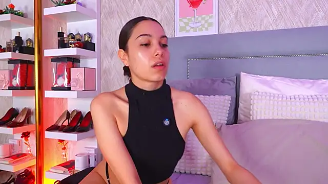 Sofy Bradd online show from 02/26/26, 08:24