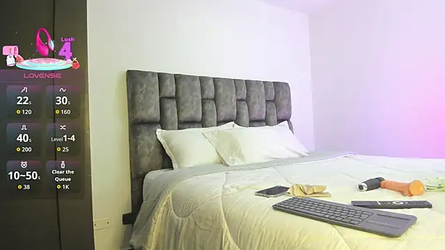 arianna 000 online show from 09/13/25, 01:44