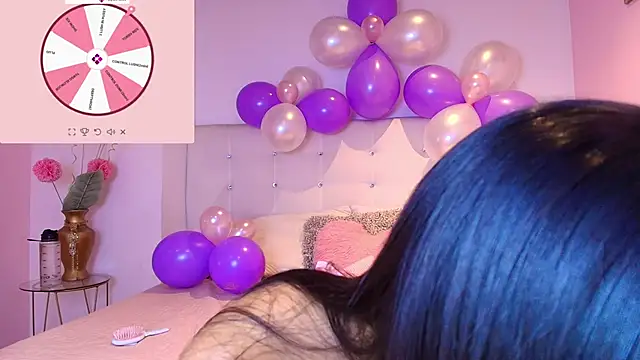 lilyth bloom online show from 11/07/25, 12:49