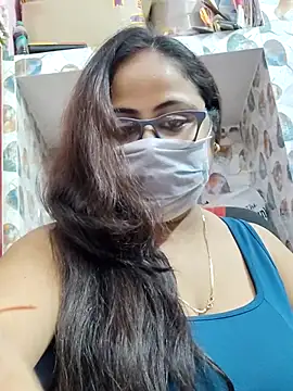 nisha 1110 online show from 11/07/25, 03:01