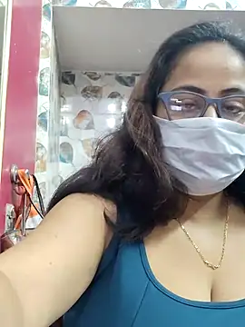 nisha 1110 online show from 12/01/25, 01:38