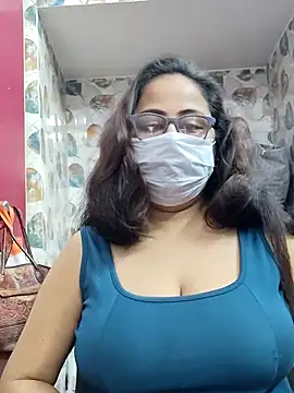 nisha 1110 online show from 12/16/25, 02:11