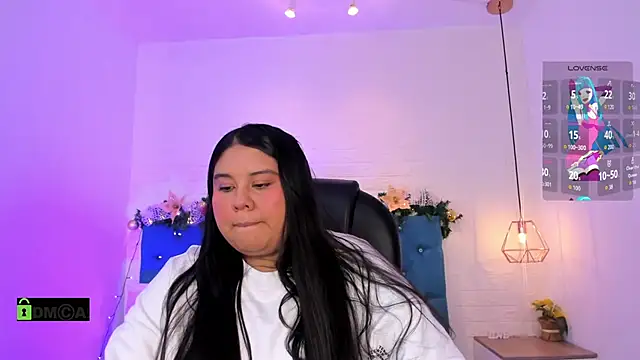 julieta miller01 online show from 12/05/25, 06:15