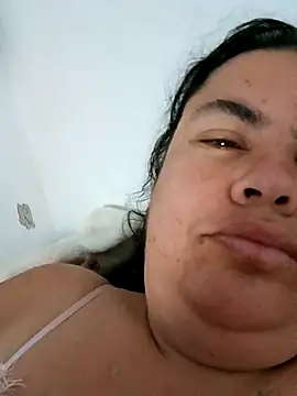 yaneth  online show from 09/11/25, 10:48