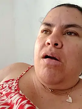 yaneth  online show from 12/13/25, 07:53