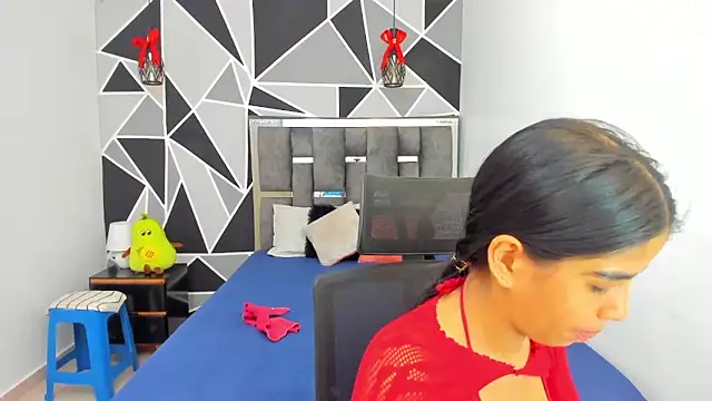 valeria-duarte online show from 03/31/26, 01:00