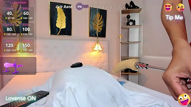 Snapshot of Cinnamon_Star chatting on 12/15/25, 12:53 Cinnamon Star online show from 12/15/25, 12:53