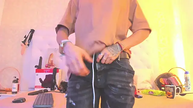 b3k afrodict online show from 10/27/25, 03:43