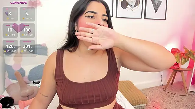 yunna7 online show from 09/16/25, 11:33