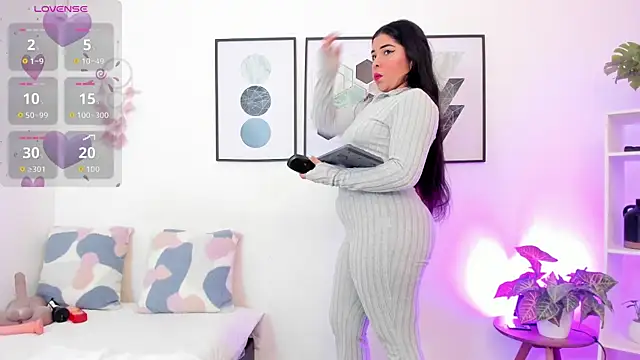 yunna7 online show from 09/30/25, 11:26