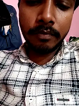 Snapshot of BangaloreSexy_Ram chatting on 11/01/25, 06:48 BangaloreSexy Ram online show from 11/01/25, 06:48