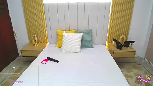 WildScarlet online show from 02/14/26, 01:08