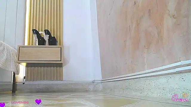 WildScarlet online show from 04/18/26, 07:07