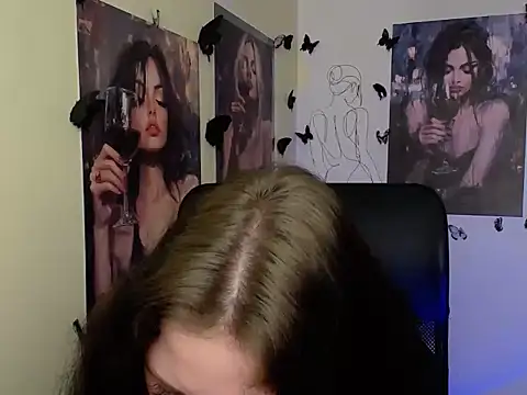 LadyAlice  online show from 04/21/26, 06:09