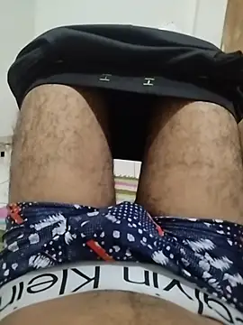 dhruve2010 online show from 10/31/25, 05:36