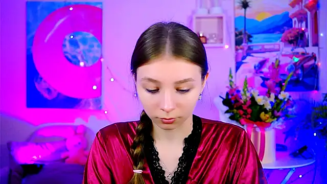 Snapshot of JulieDaniel chatting on 10/03/25, 08:11 JulieDaniel online show from 10/03/25, 08:11