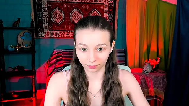 Snapshot of JulieDaniel chatting on 11/14/25, 04:33 JulieDaniel online show from 11/14/25, 04:33