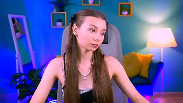 JulieDaniel online show from 03/12/26, 04:18